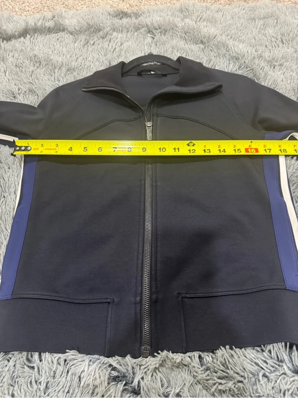 lululemon athletica contrast perfect pockets
